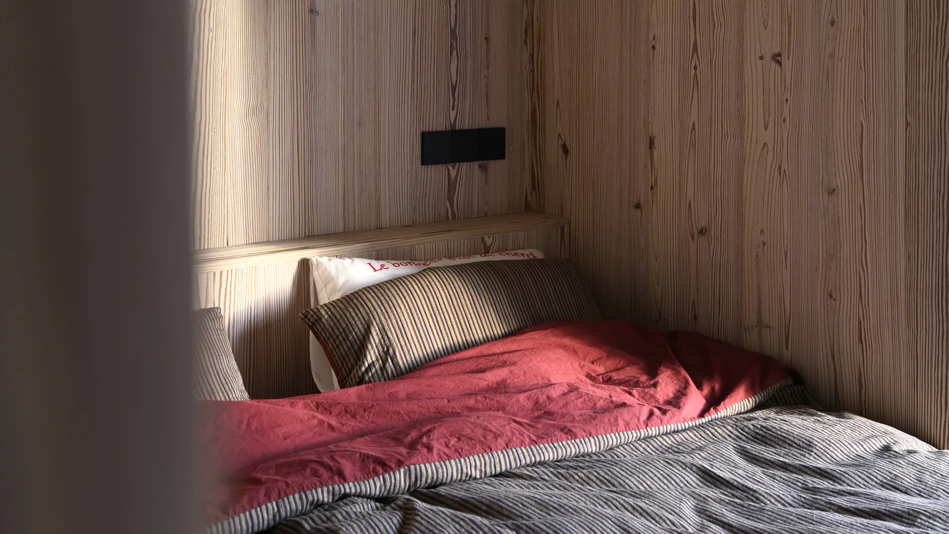 Yiliu Apartment renovation 项目图片